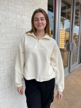 Load image into Gallery viewer, Bundle Up Sherpa Half Zip Sweatshirt Cream
