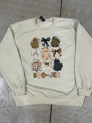 BOO-Jee Graphic Top