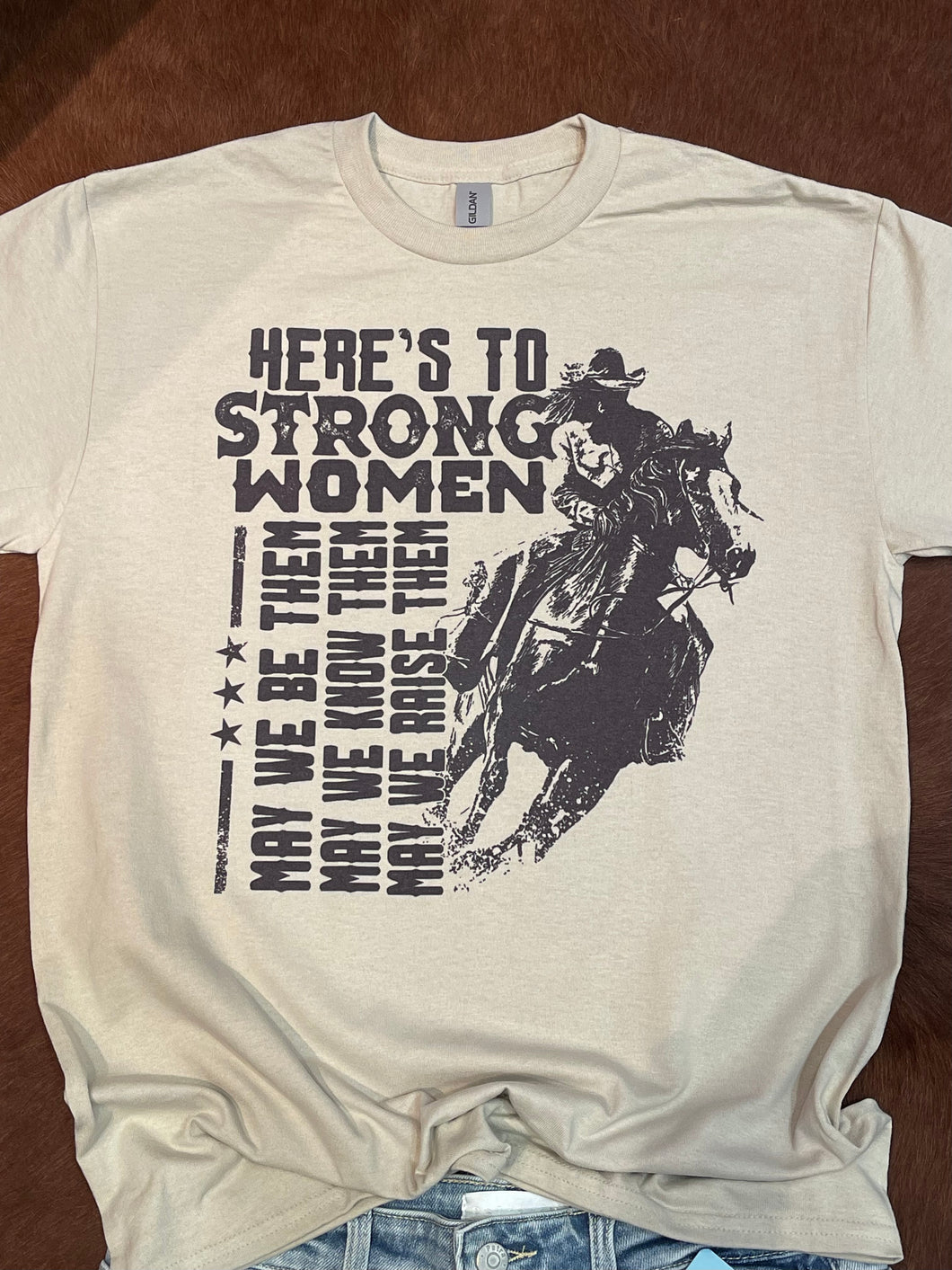 Strong Women Graphic Crewneck/T-Shirt