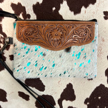Load image into Gallery viewer, August Tooled Wristlet
