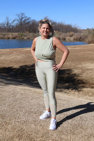 Silky sage mesh leggings