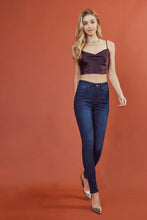 Load image into Gallery viewer, HALLIE ULTRA HIGH RISE SUPER SKINNY JEANS
