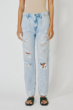 Load image into Gallery viewer, Zariyah Ultra High Rise 90&#39;s Slouch Fit Jeans
